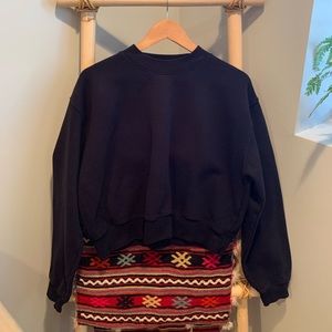 Tna (Aritzia) cozy fleece perfect shrunken sweatshirt, black, size L